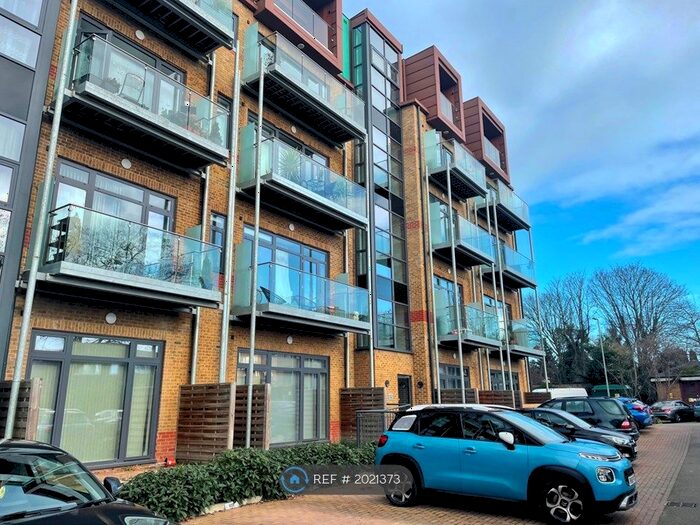 1 Bedroom Flat To Rent In Jessop Court, Uxbridge, UB8