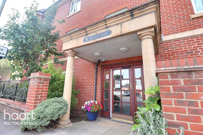 2 Bedroom Apartment To Rent In Hoppers Hill, Olney, MK46