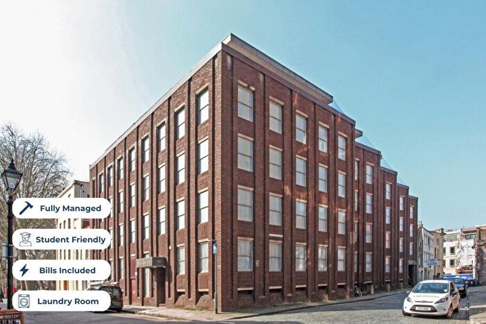 Studio To Rent In Queen Square, Bristol, BS1