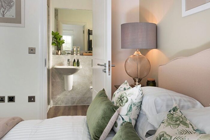 4 Bedroom Detached House For Sale In Summerfield Close, Staple, Canterbury, Kent, CT3