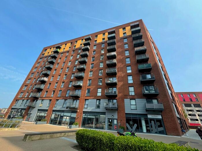 1 Bedroom Flat To Rent In Azera, Centenary Quay, Woolston, SO19