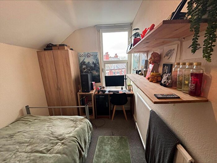 5 Bedroom Property To Rent In Trinity Avenue, Nottingham, Nottinghamshire, NG7