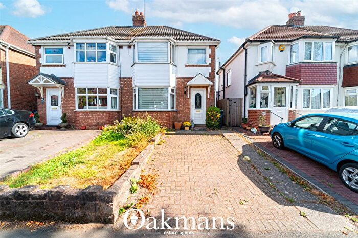 3 Bedroom Semi Detached House For Sale In Woolacombe Lodge Road, Birmingham, Birmingham, B29