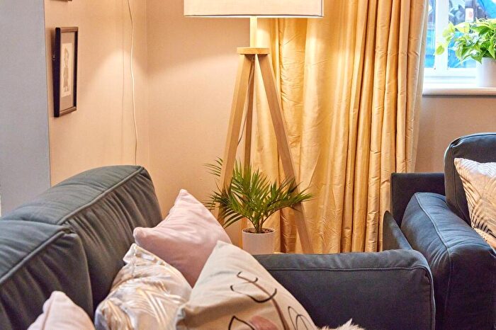 6 Bedroom Apartment To Rent In Lillico House, Sandyford Road, NE2