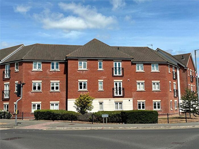 2 Bedroom Apartment For Sale In School Avenue, Laindon, Basildon, Essex, SS15