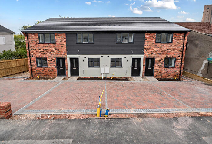 2 Bedroom End Of Terrace House For Sale In Teewell Avenue, Bristol, Gloucestershire, BS16