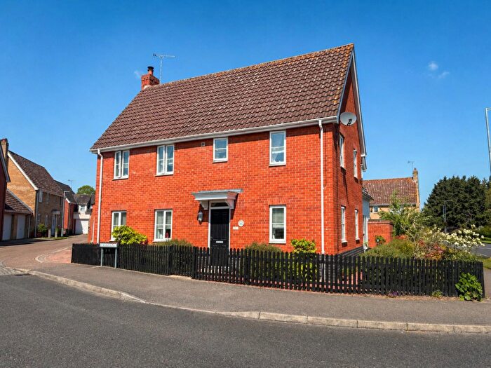 4 Bedroom Detached House For Sale In Pennycress Drive, Thetford, IP24