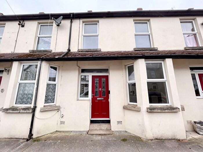 3 Bedroom House To Rent In North Street (advert), Okehampton, EX20