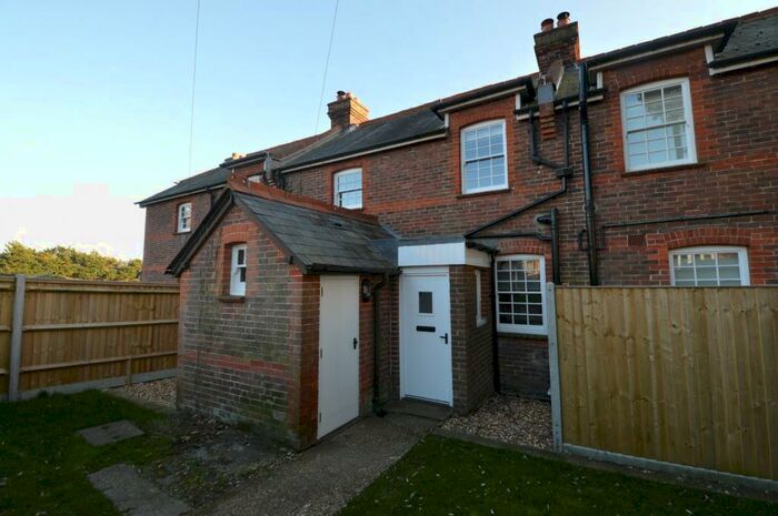 2 Bedroom Terraced House To Rent In Farm Cottages, Lower Road, Old Bedhampton, Havant, PO9