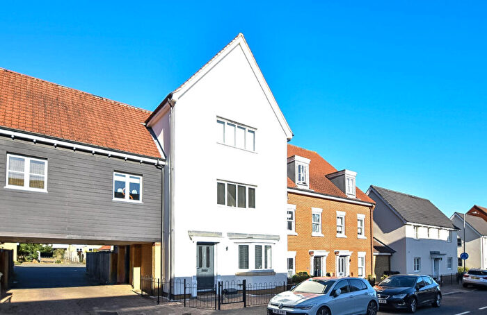 5 Bedroom House For Sale In Baynard Avenue, Flitch Green, Dunmow, Essex, CM6
