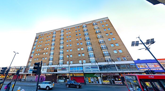 1 Bedroom Flat For Sale In High Street, Hounslow, TW3
