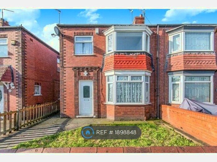 3 Bedroom Semi-Detached House To Rent In Sheppard Road, Doncaster, DN4
