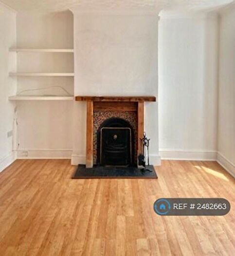 1 Bedroom Flat To Rent In Shaftesbury Road, Brighton, BN1