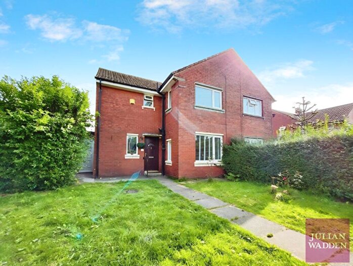 3 Bedroom Semi-Detached House To Rent In Westmorland Avenue, Ashton-under-Lyne, Greater Manchester, OL7