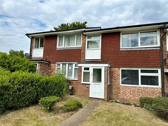 5 Bedroom Terraced House To Rent In Barrie Road, Farnham, Surrey, GU9