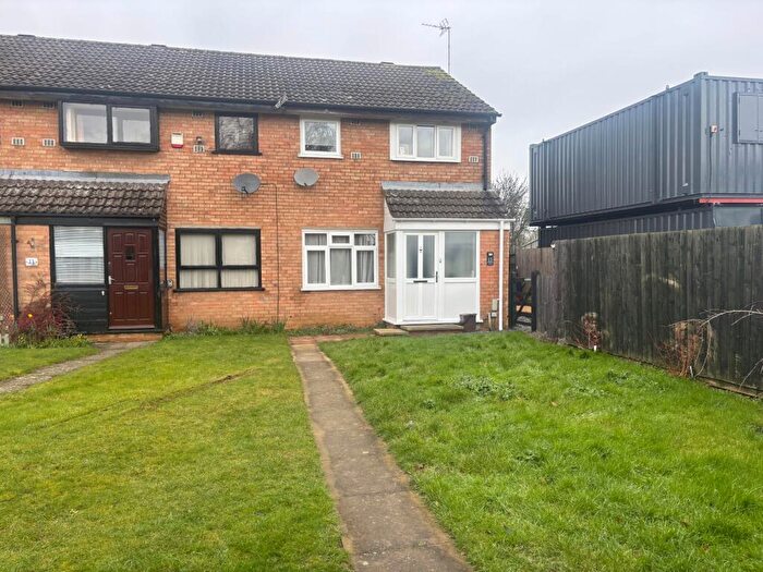 3 Bedroom End Of Terrace House For Sale In Crabtree Close, Hartwell, NN7
