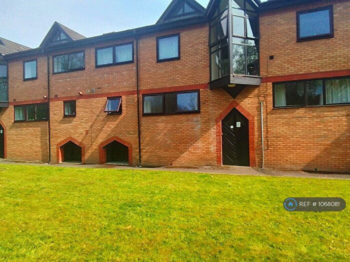 1 Bedroom Flat To Rent In Wessex Court, Southampton, SO19