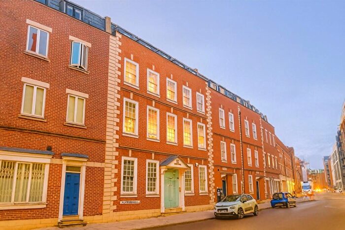 3 Bedroom Apartment To Rent In Redcliff Street, Bristol, BS1