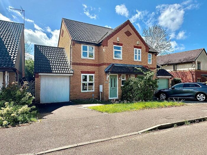 3 Bedroom Semi Detached House For Sale In Muncaster Gardens, East Hunsbury, Northampton, NN4