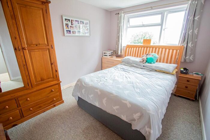 3 Bedroom Semi-Detached House For Sale In York Crescent, Feniton, EX14