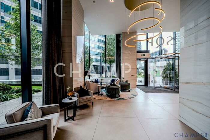 Flat To Rent In Hampton Tower, Marsh Wall, E14