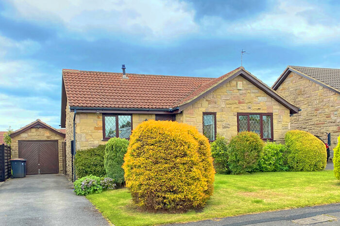 2 Bedroom Detached Bungalow To Rent In Richmond Road, Harrogate, HG2
