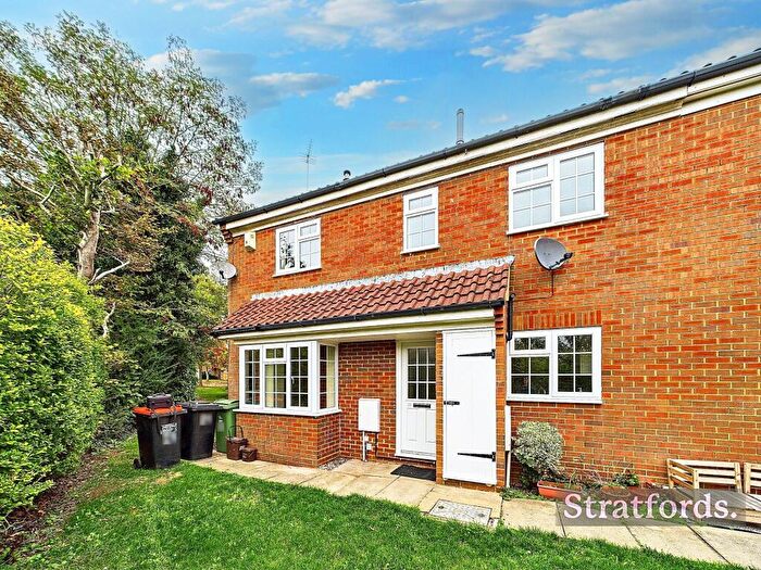 2 Bedroom Cluster House To Rent In Lochy Drive, Leighton Buzzard, LU7