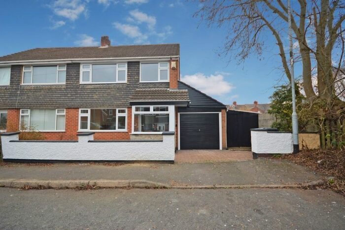 3 Bedroom Semi-Detached House To Rent In Garfield Road, Hugglescote, Coalville, LE67