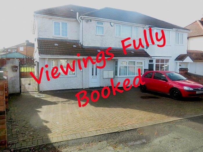 2 Bedroom Flat To Rent In Dilloways Lane, Willenhall, WV13