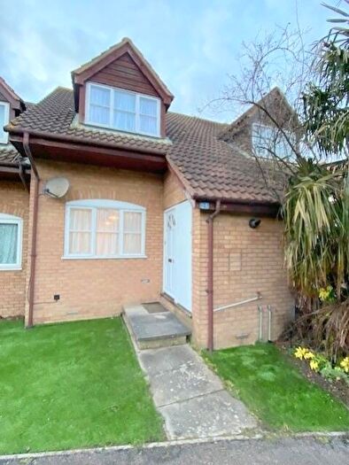 2 Bedroom Terraced House To Rent In Ammanford Green Ruthin Close, London, NW9