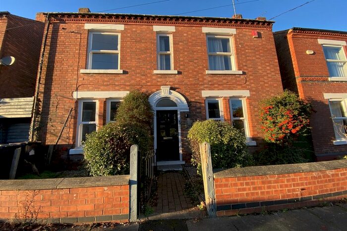 3 Bedroom Semi-Detached House To Rent In Denison Street, Beeston, NG9