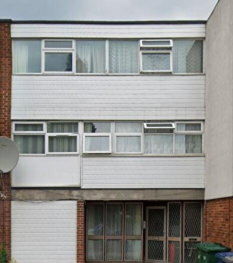 1 Bedroom Flat To Rent In Renters Avenue, NW4
