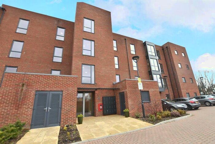 1 Bedroom Flat To Rent In Gloster House, Uxbridge, UB10