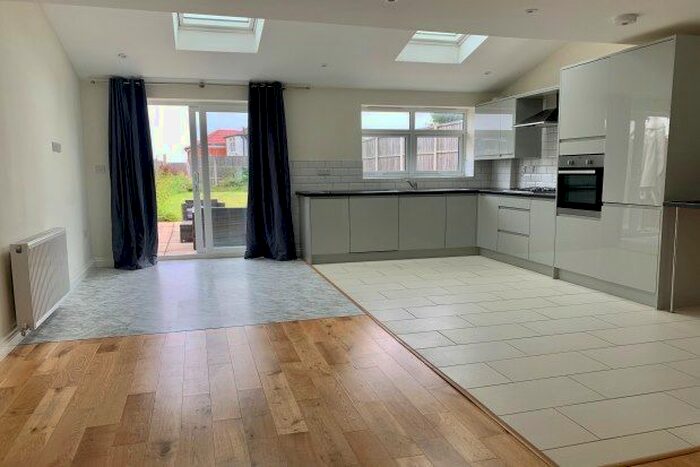 3 Bedroom Semi-Detached House To Rent In Rectory Park Road, Birmingham, B26