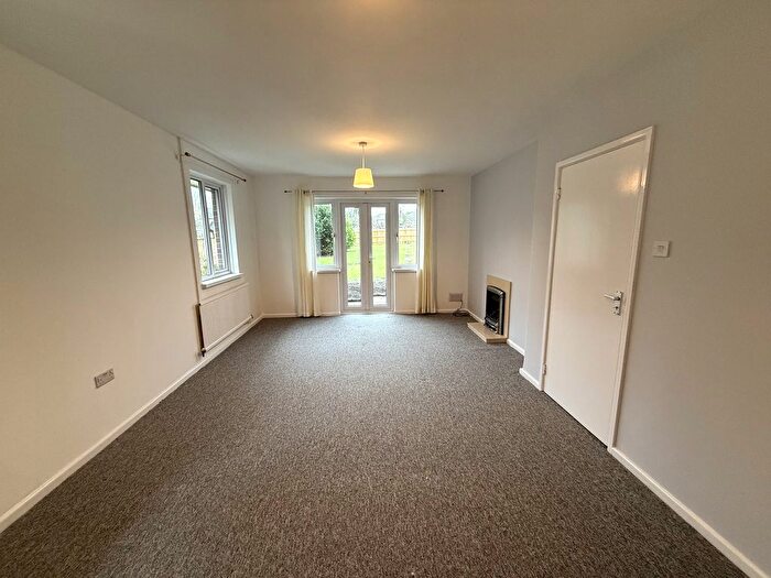 2 Bedroom Bungalow To Rent In Grosvenor Crescent, Dorchester, DT1