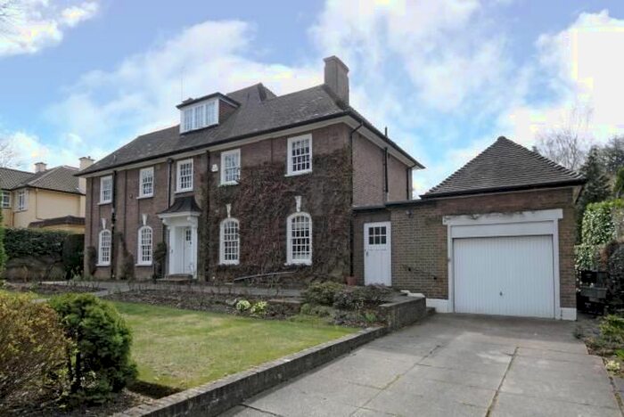6 Bedroom Detached House To Rent In Moor Park, Northwood, HA6