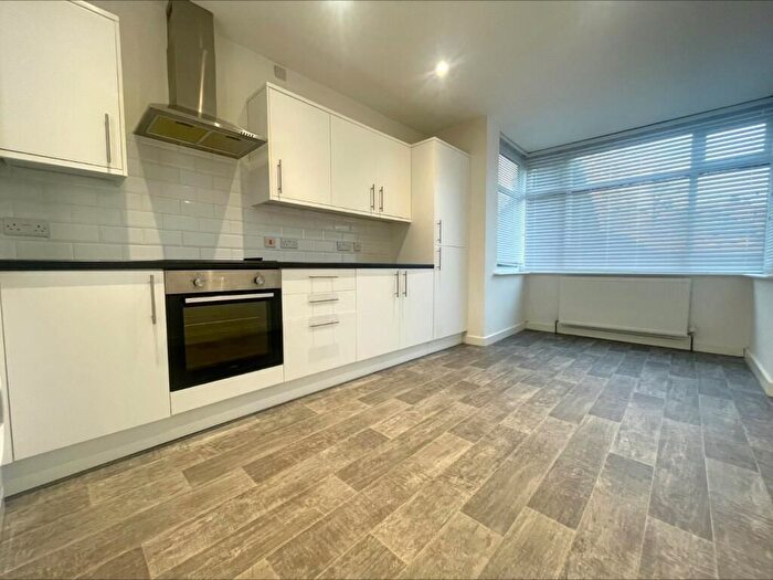 2 Bedroom Flat To Rent In Riverdale House, SE13
