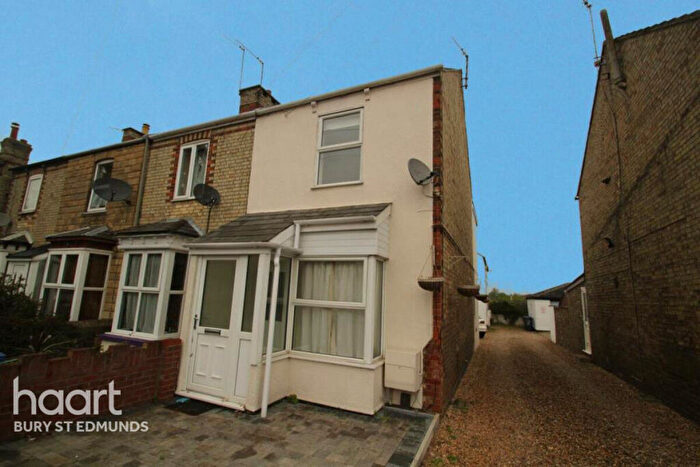2 Bedroom End Of Terrace House To Rent In Exning Road, Newmarket, CB8