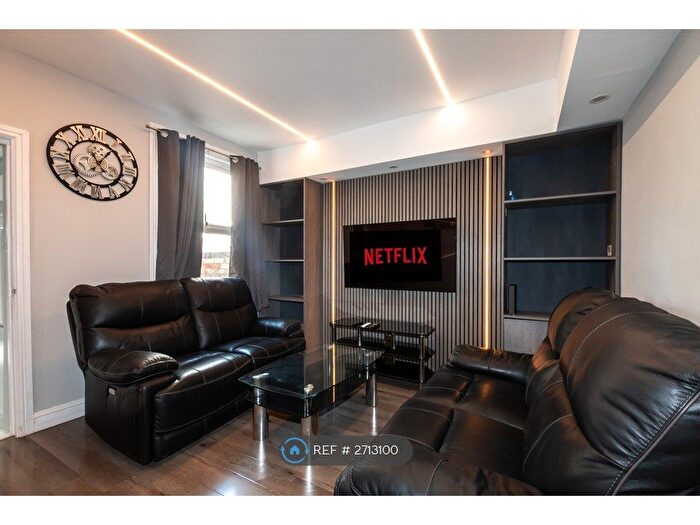 4 Bedroom Terraced House To Rent In Hatherley Road, Reading, RG1