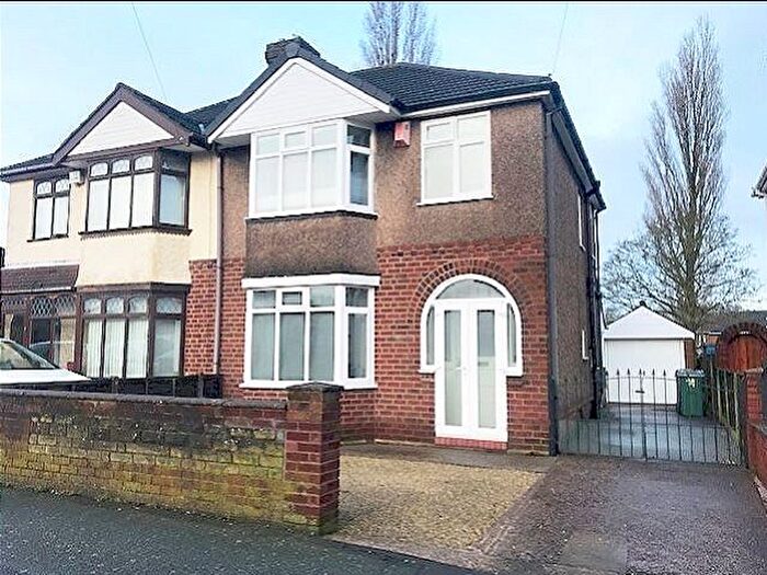 3 Bedroom Semi-Detached House To Rent In Hadley Road, Bilston, Wolverhampton, WV14
