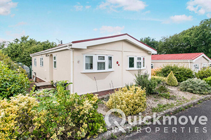2 Bedroom Park Home For Sale In Honiton, Exeter, Devon, EX14
