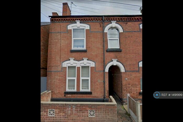 2 Bedroom Semi-Detached House To Rent In College St, Nottingham, NG10