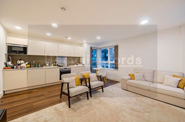 1 Bedroom Property For Sale In Market Road, London, N7
