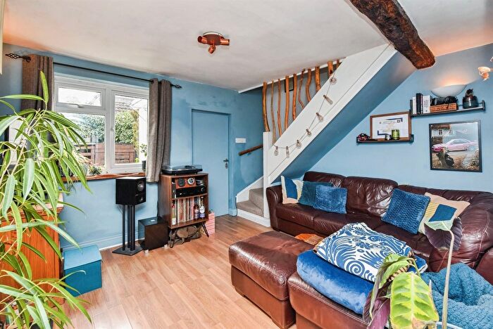 2 Bedroom Terraced House For Sale In Warminster Road, Westbury, BA13