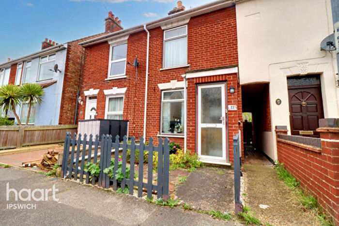 3 Bedroom Terraced House For Sale In Camden Road, Ipswich, IP3