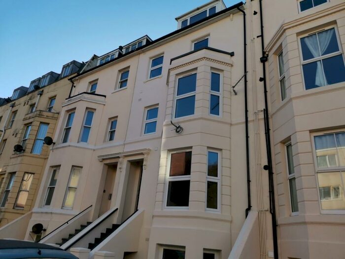 1 Bedroom Flat To Rent In Marine Terrace, Folkestone, CT20