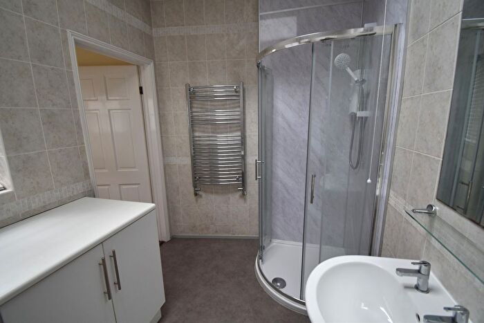 1 Bedroom Flat To Rent In Broad Street, Penryn, TR10