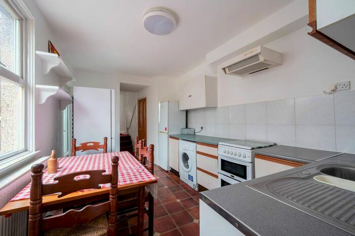 3 Bedroom End Of Terrace House To Rent In Haydons Road, Wimbledon, London SW19