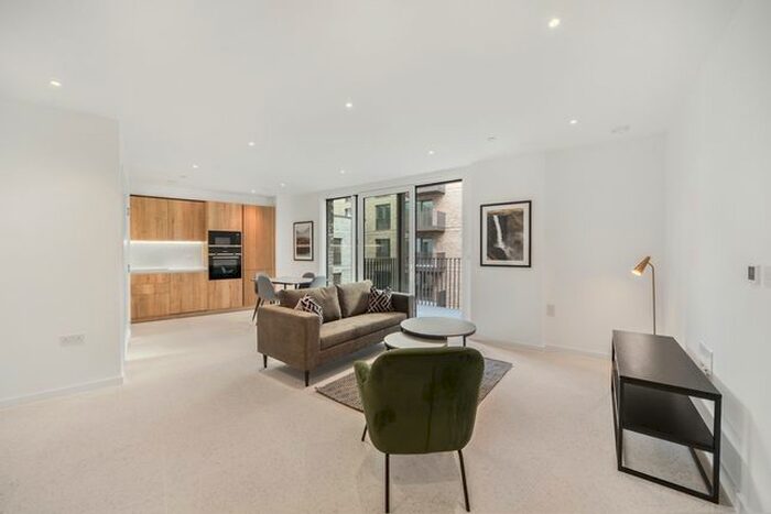 1 Bedroom Flat To Rent In Cendal Crescent, London, E1