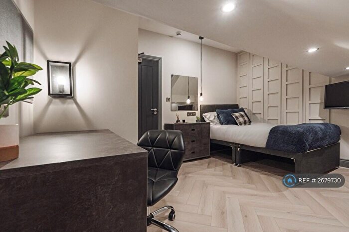 6 Bedroom Terraced House To Rent In Adelaide Road, Kensington, Liverpool, L7